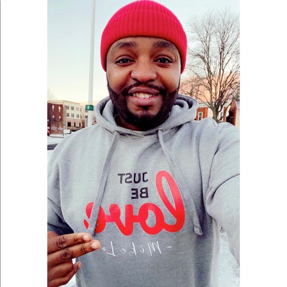 Meet your Posher, Mike - Picture 3 of 4